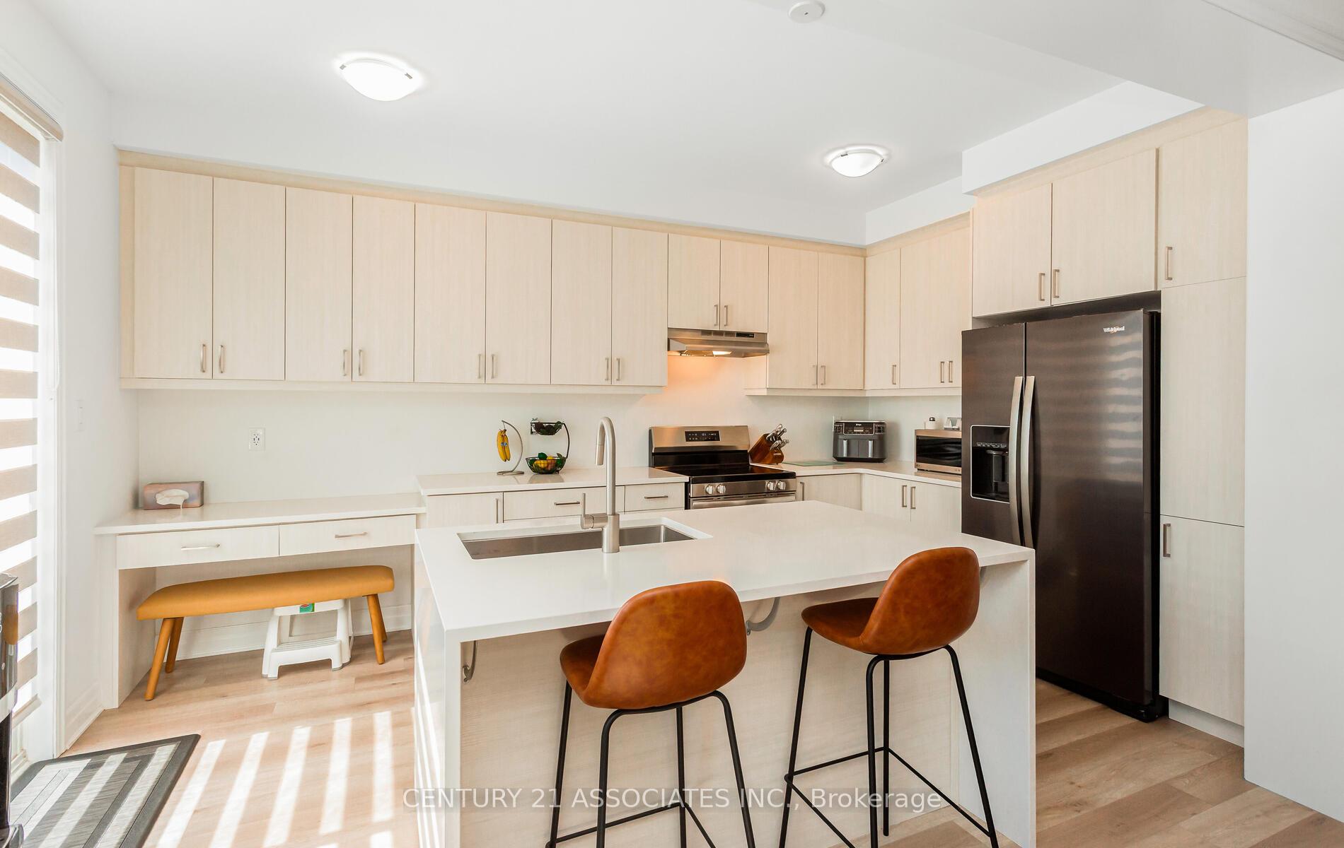 Photo 17 of 1796 Thames Circle, Milton, Bowes — HOMEH