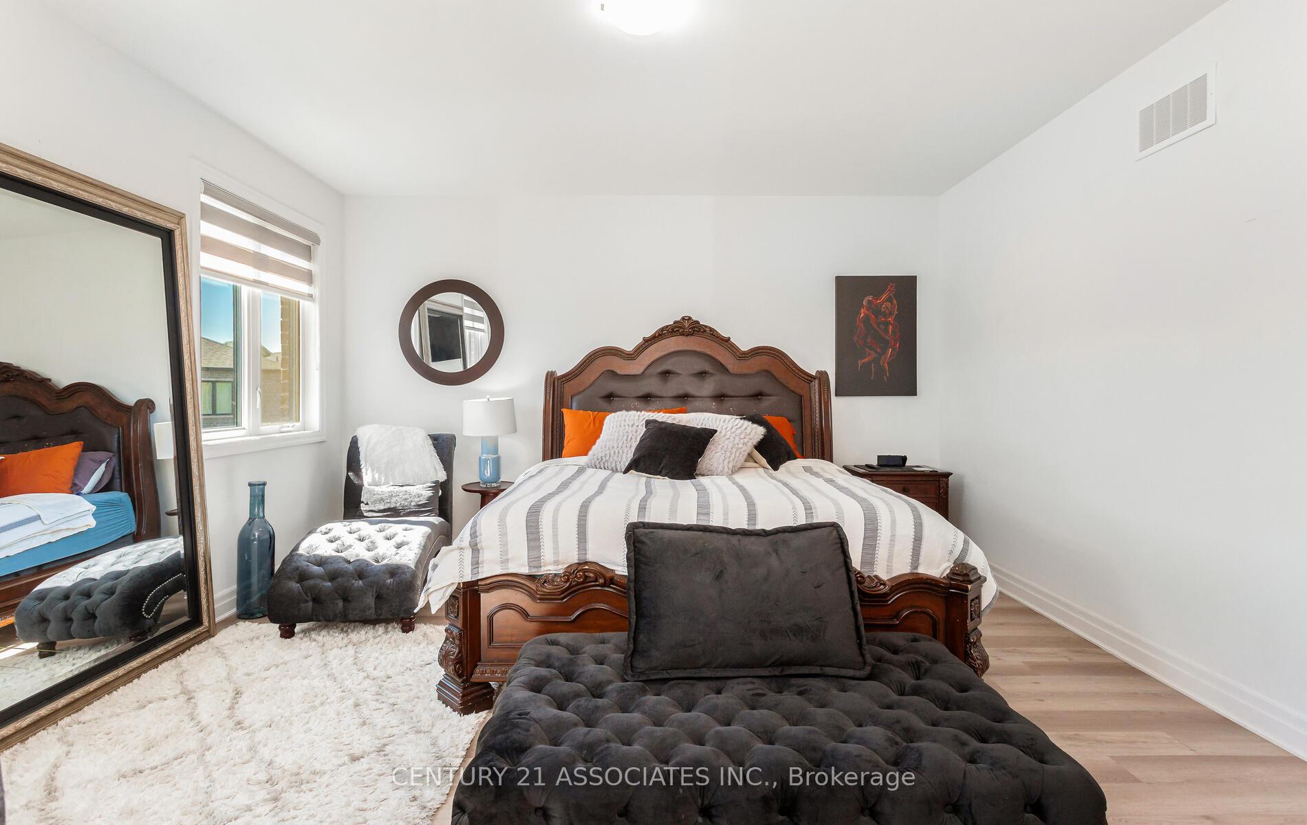 Photo 27 of 1796 Thames Circle, Milton, Bowes — HOMEH