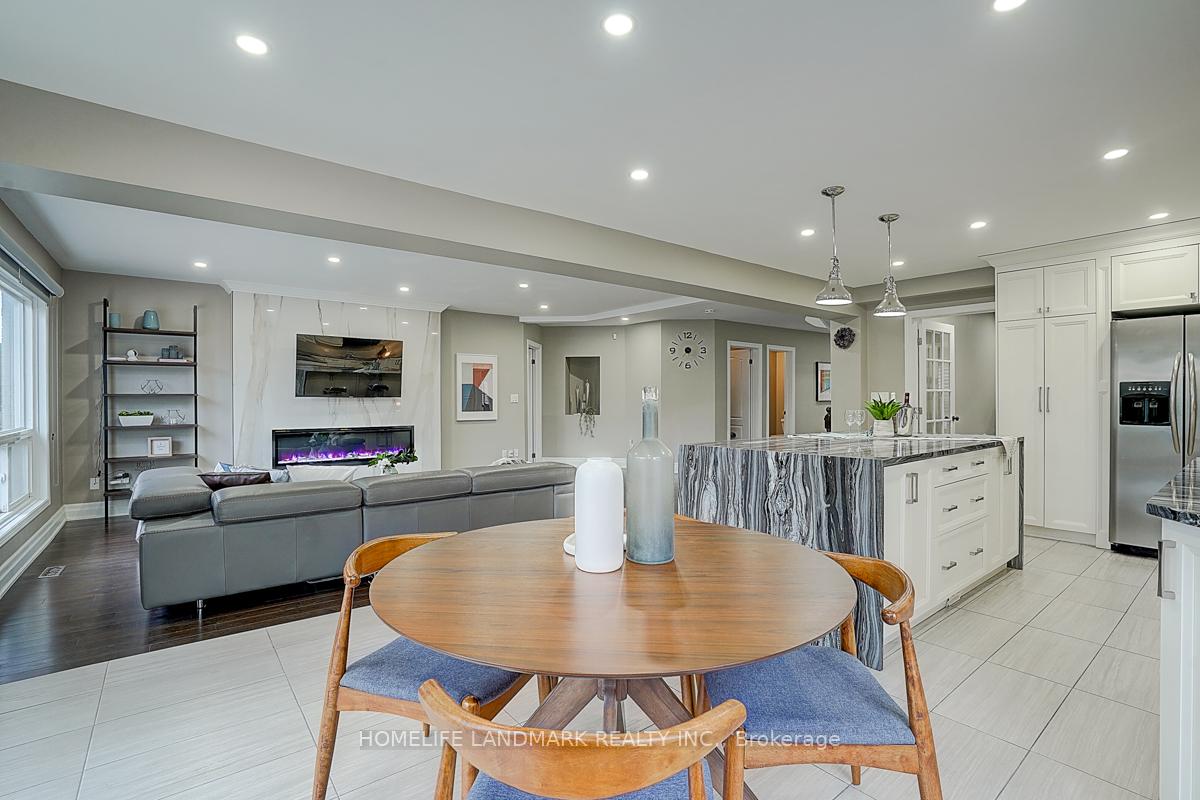 Photo 13 of 74 Webber Crescent, Markham, Unionville — HOMEH