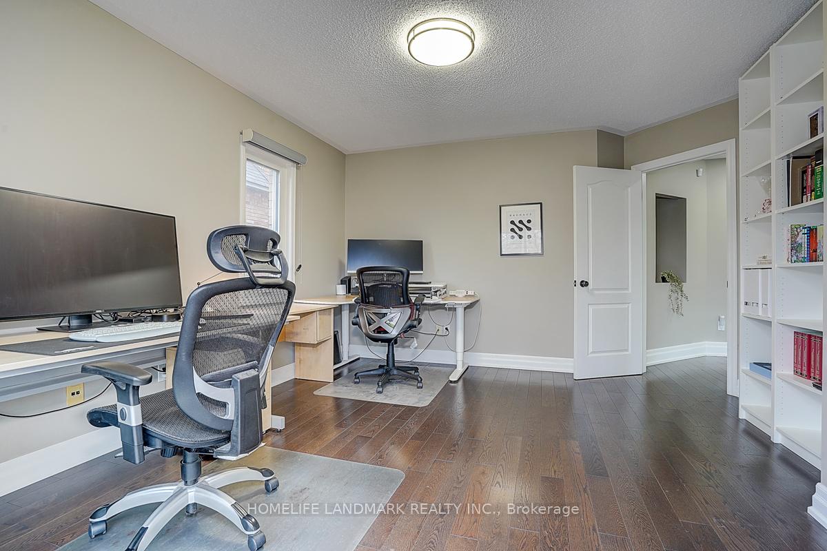 Photo 23 of 74 Webber Crescent, Markham, Unionville — HOMEH