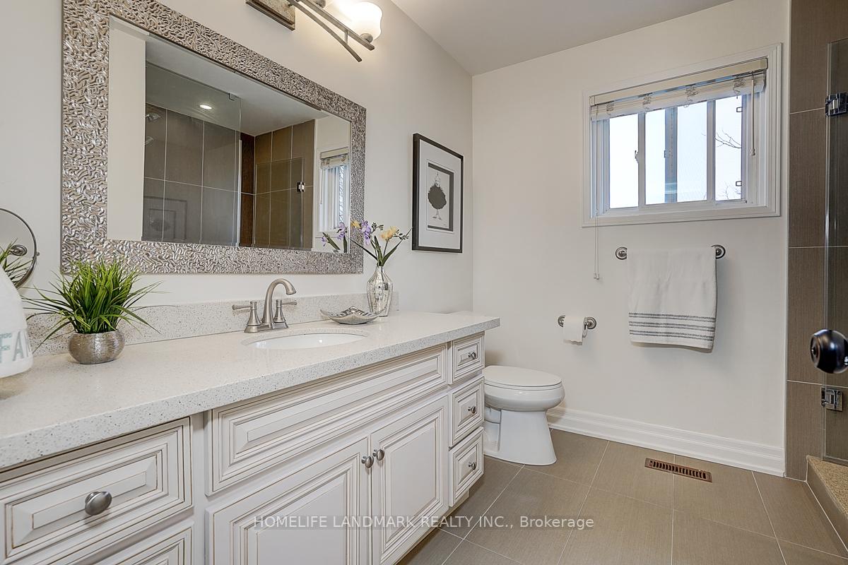 Photo 34 of 74 Webber Crescent, Markham, Unionville — HOMEH