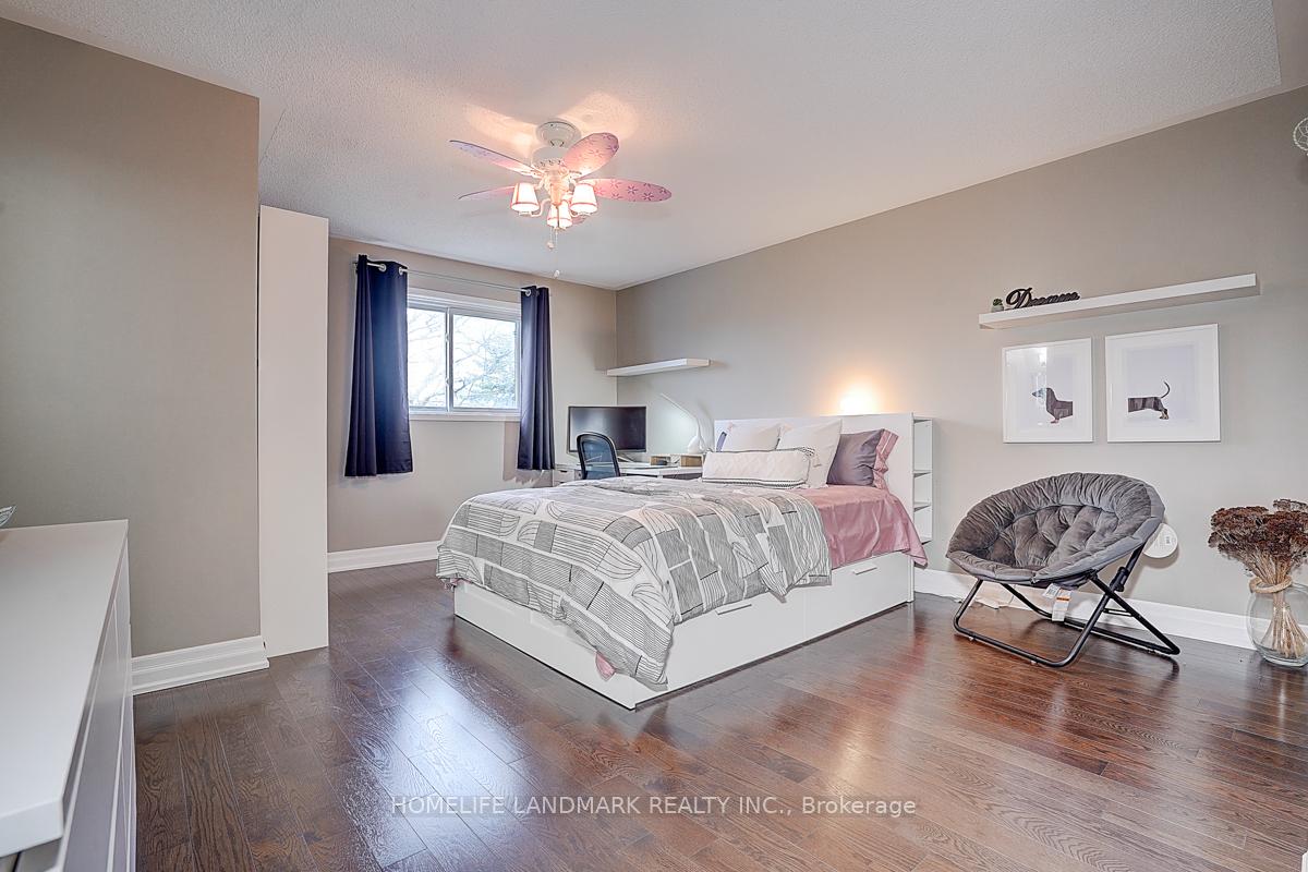 Photo 35 of 74 Webber Crescent, Markham, Unionville — HOMEH
