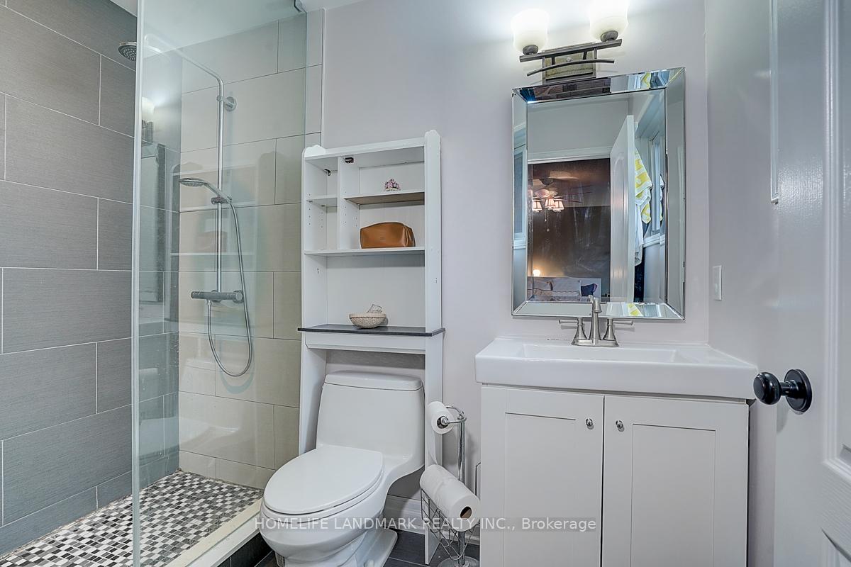 Photo 37 of 74 Webber Crescent, Markham, Unionville — HOMEH