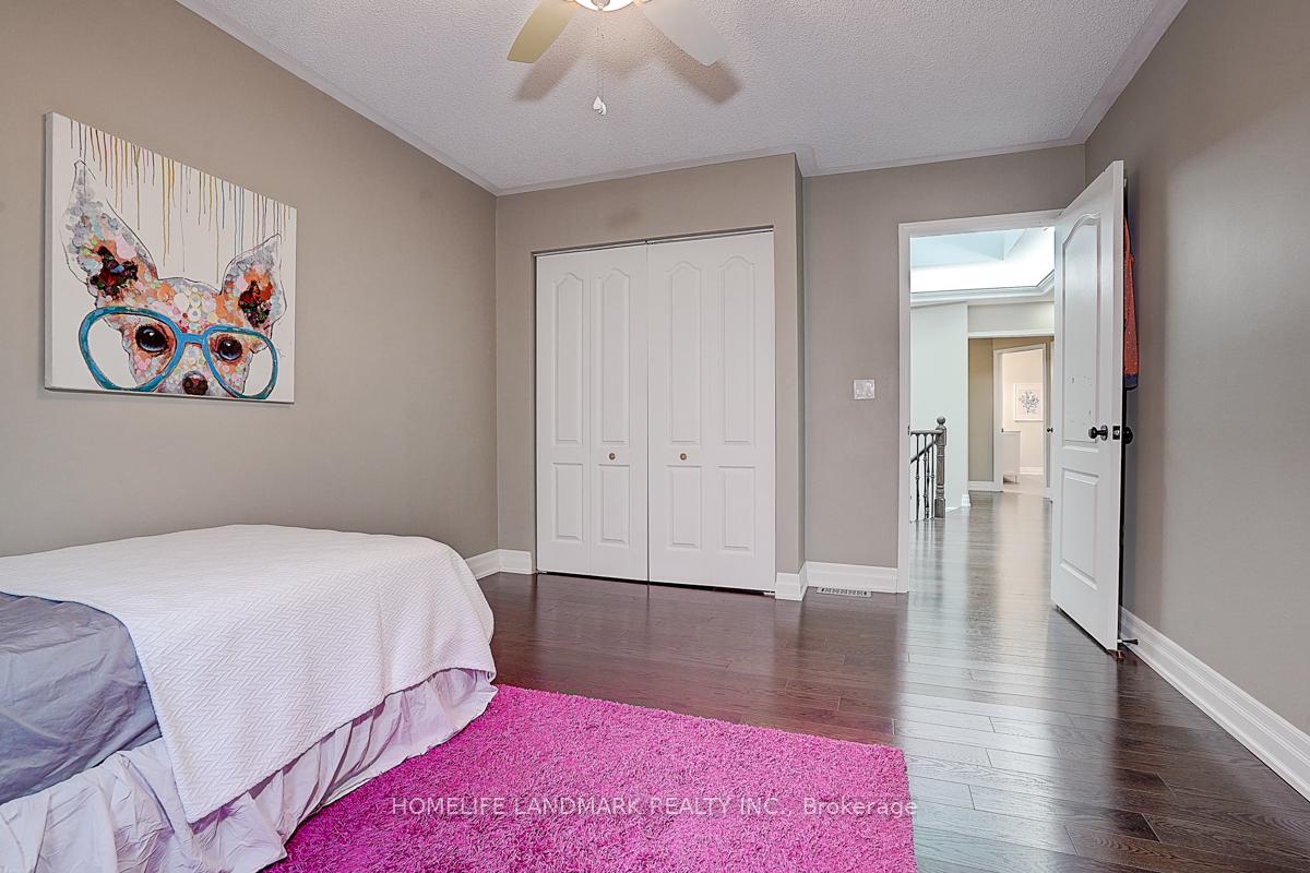 Photo 38 of 74 Webber Crescent, Markham, Unionville — HOMEH