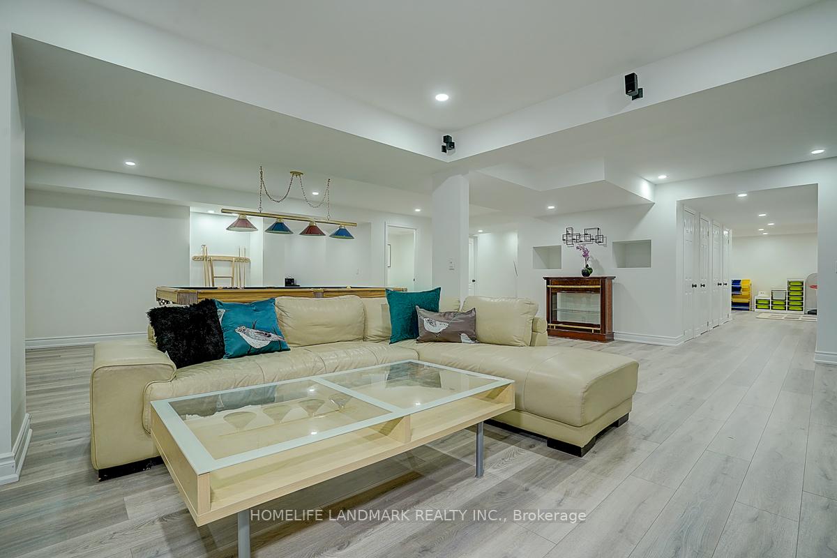 Photo 43 of 74 Webber Crescent, Markham, Unionville — HOMEH