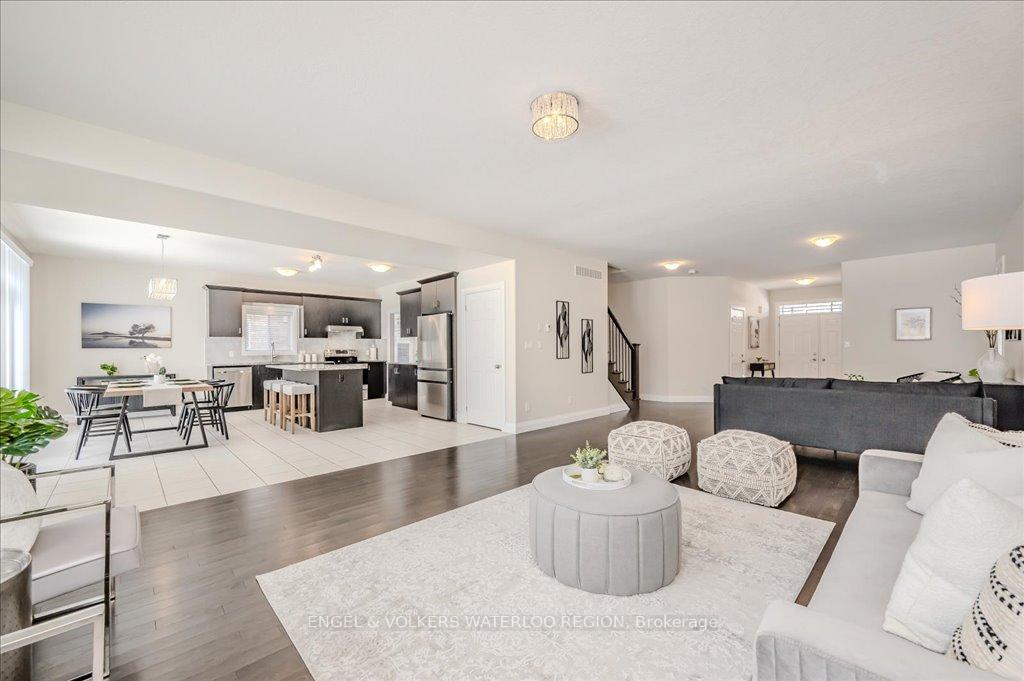 Photo 13 of 913 Redtail Court, Kitchener, Bridgeport — HOMEH