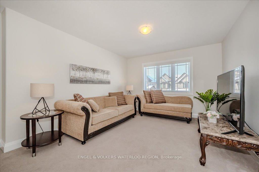 Photo 28 of 913 Redtail Court, Kitchener, Bridgeport — HOMEH