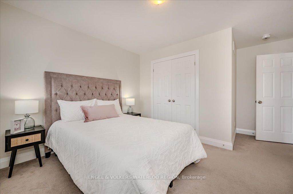 Photo 42 of 913 Redtail Court, Kitchener, Bridgeport — HOMEH