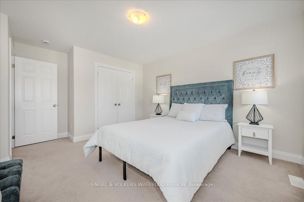 Photo 44 of 913 Redtail Court, Kitchener, Bridgeport — HOMEH
