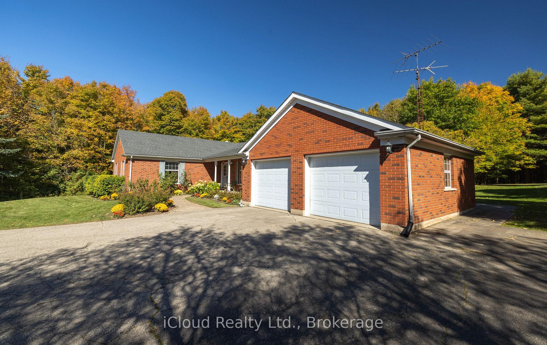 Photo 34 of 179 Main Street S, Milton, Campbellville — HOMEH