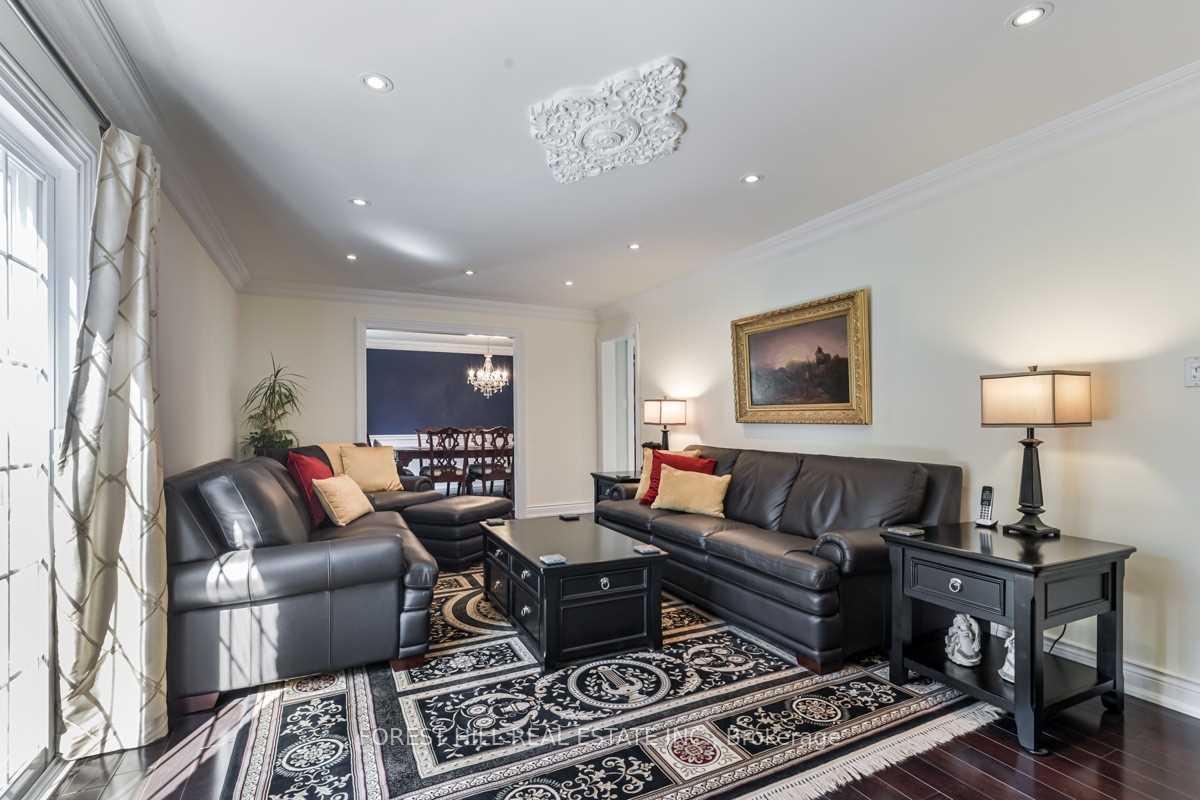 Photo 13 of 257 Fincham Avenue, Markham, Markham Village — HOMEH
