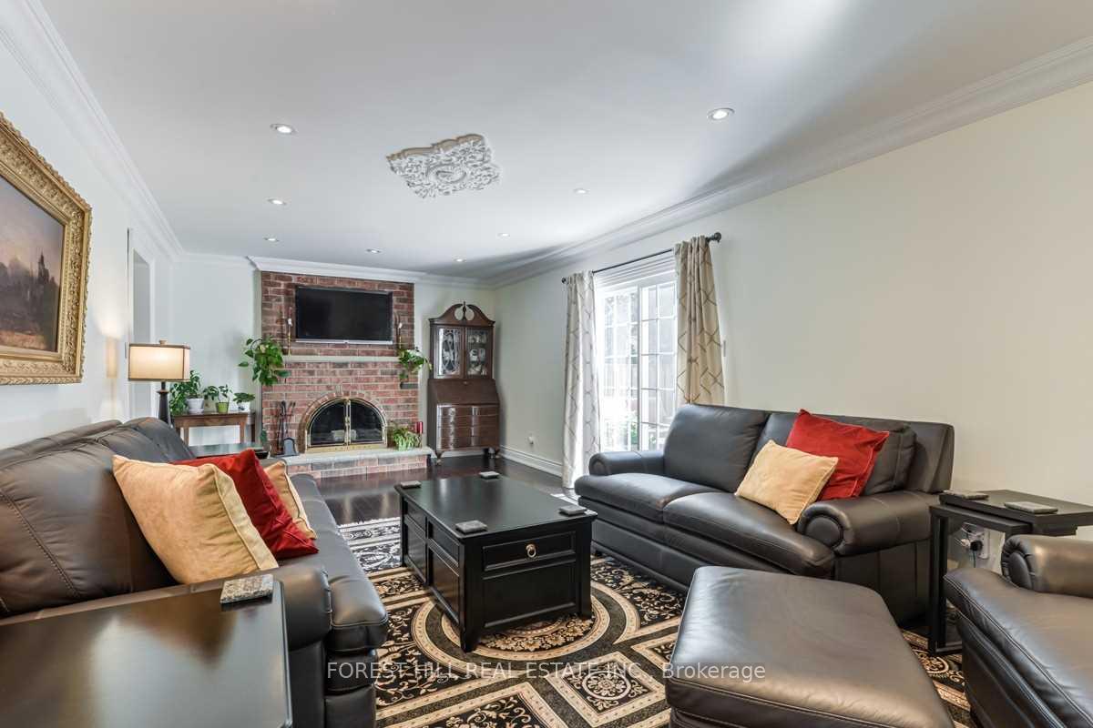 Photo 14 of 257 Fincham Avenue, Markham, Markham Village — HOMEH