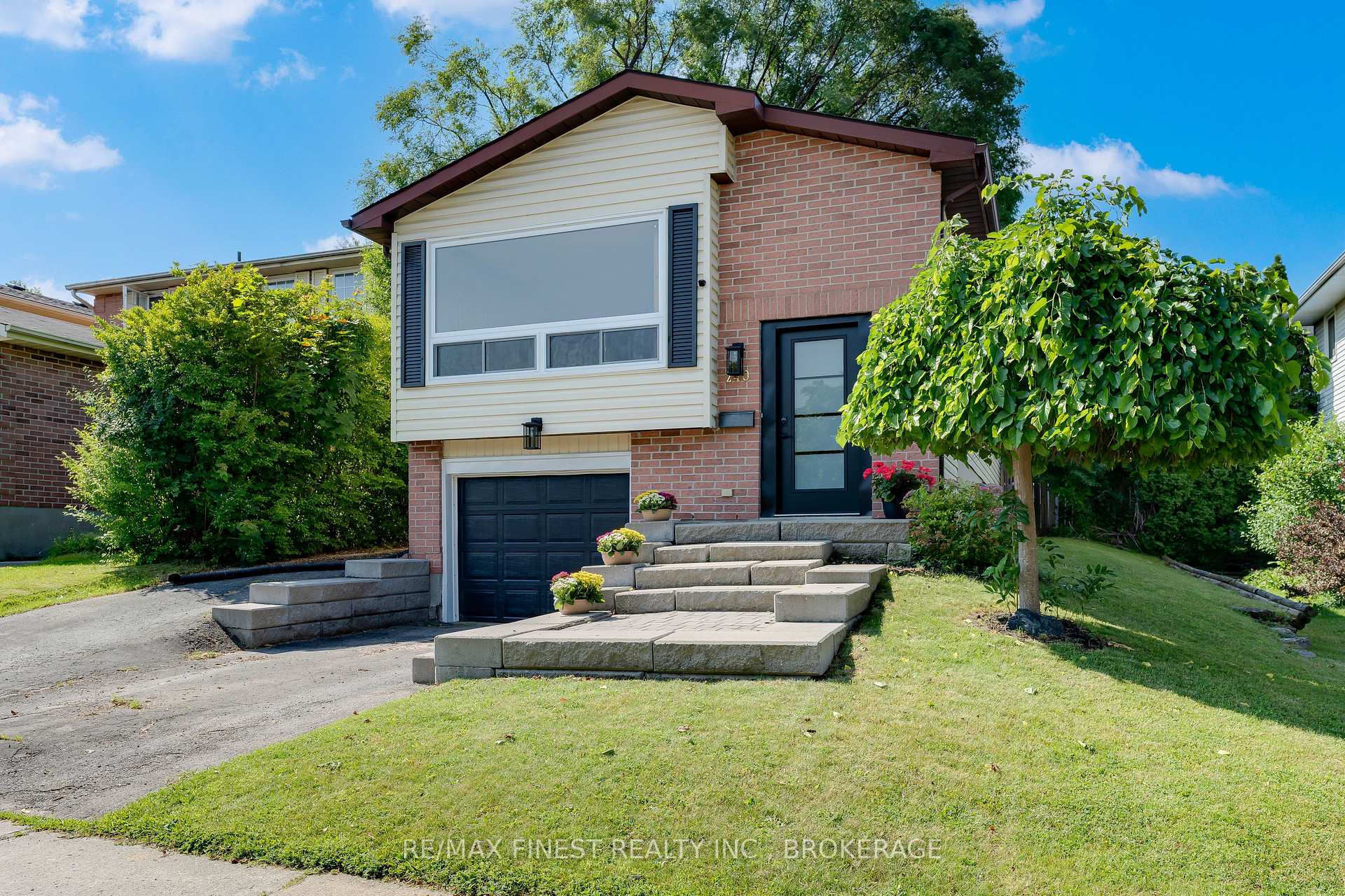 Front of 240 Old Quarry Road