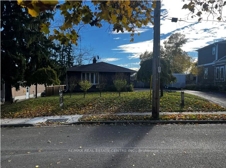 Front of 260 Sydney Street