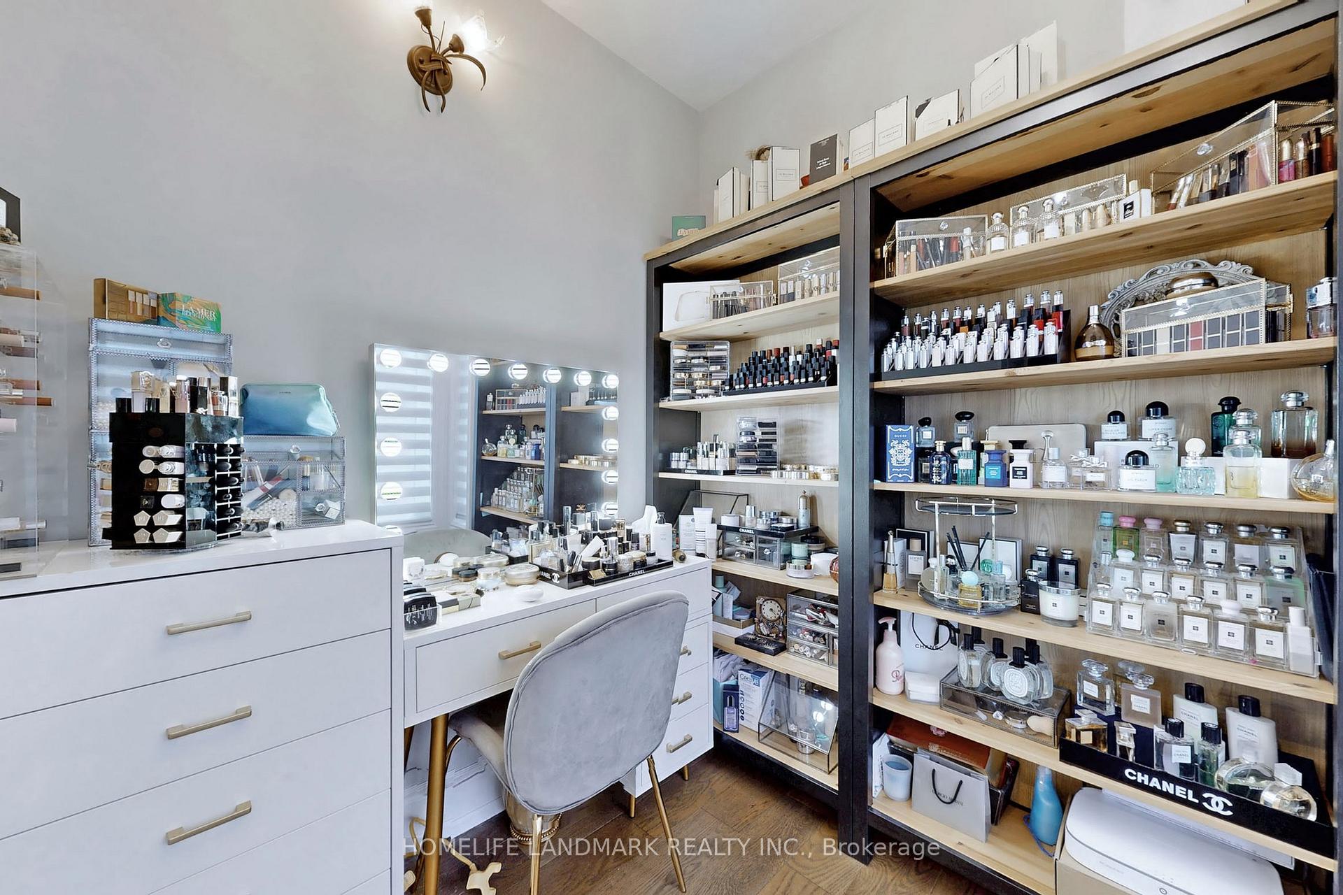 Photo 27 of 47 Riverbend Road, Markham, Village Green-South Unionville — HOMEH