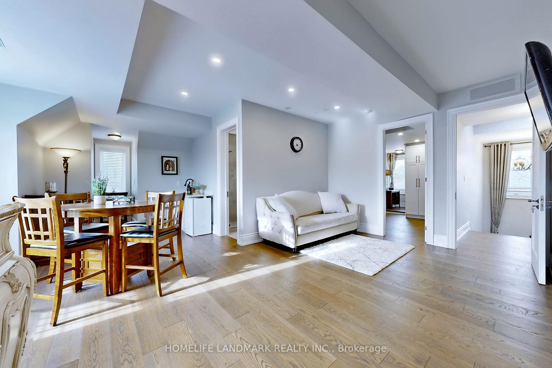 Photo 31 of 47 Riverbend Road, Markham, Village Green-South Unionville — HOMEH