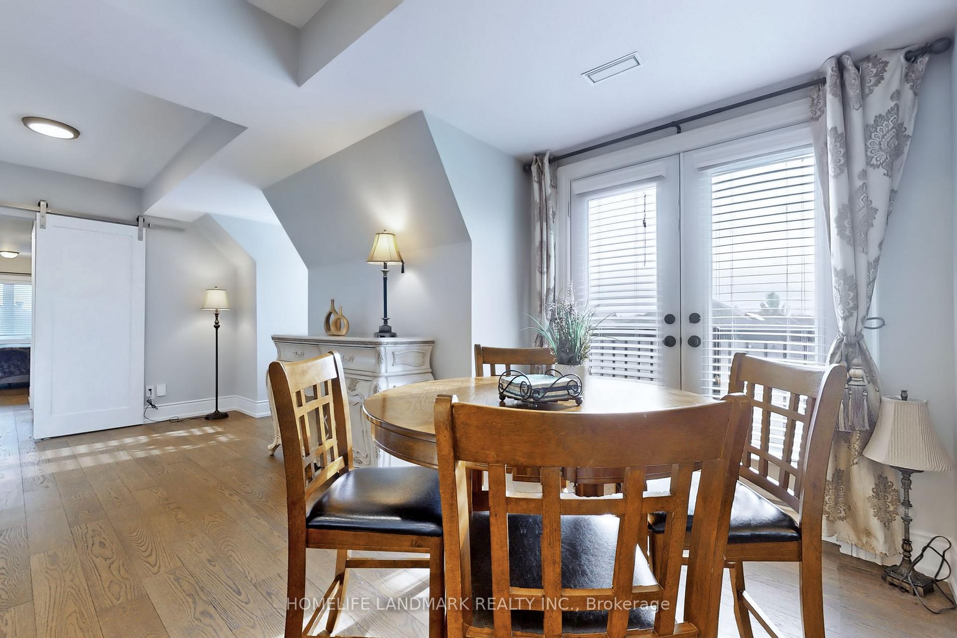Photo 32 of 47 Riverbend Road, Markham, Village Green-South Unionville — HOMEH