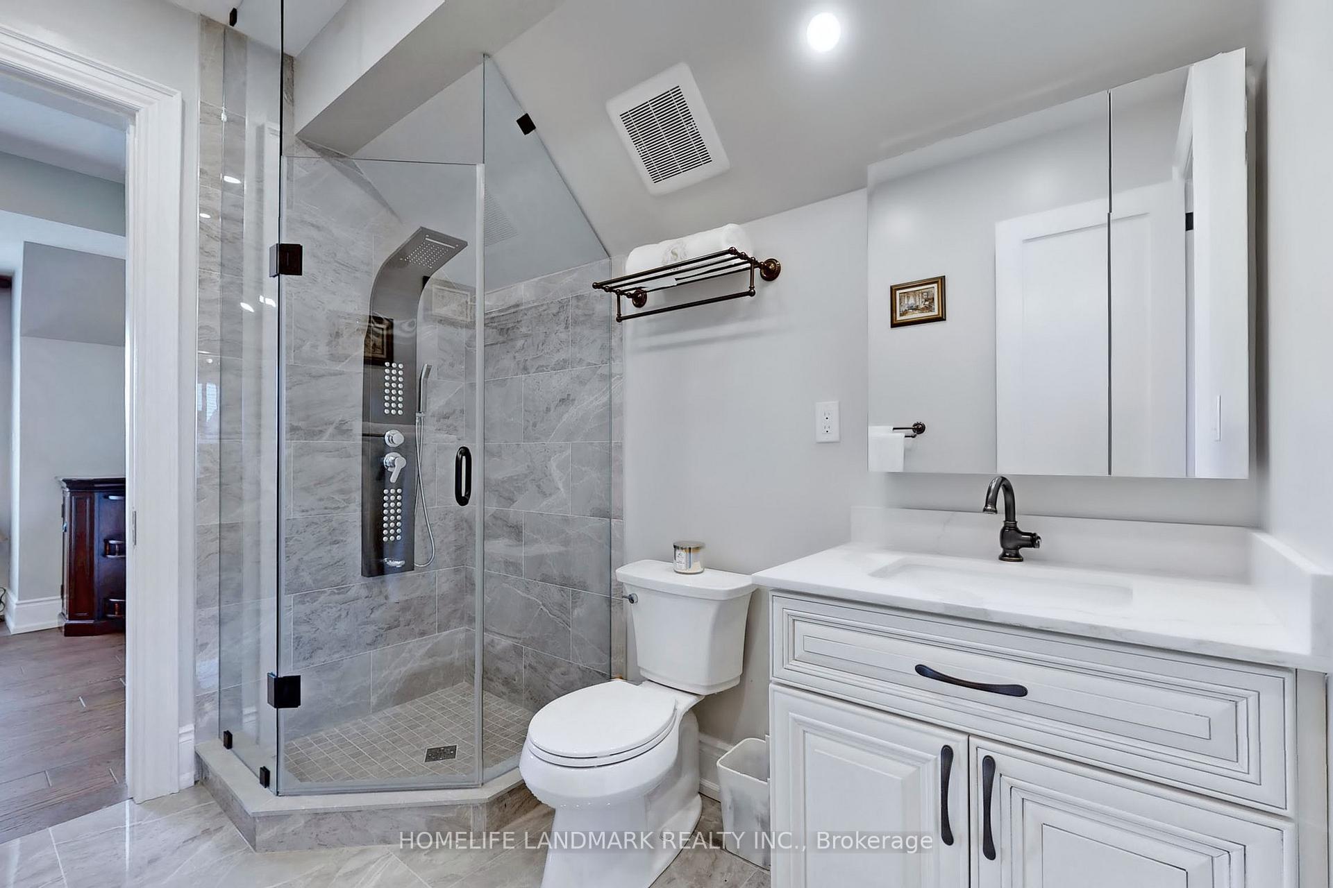 Photo 34 of 47 Riverbend Road, Markham, Village Green-South Unionville — HOMEH