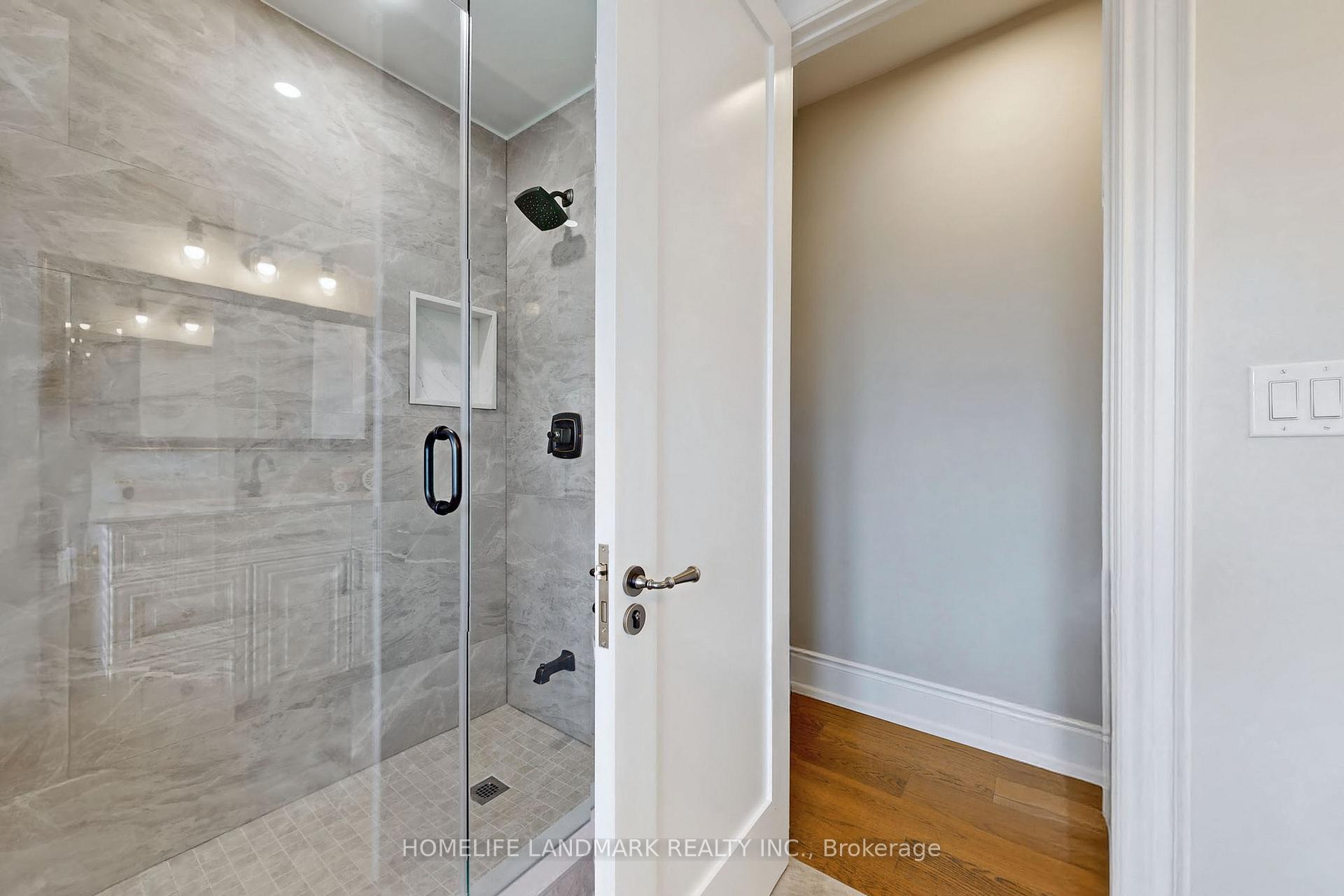 Photo 37 of 47 Riverbend Road, Markham, Village Green-South Unionville — HOMEH