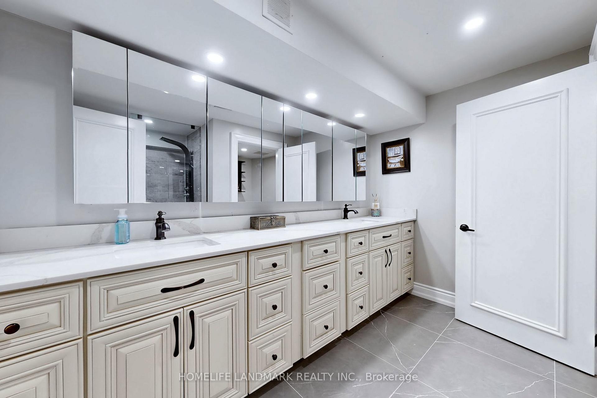 Photo 44 of 47 Riverbend Road, Markham, Village Green-South Unionville — HOMEH