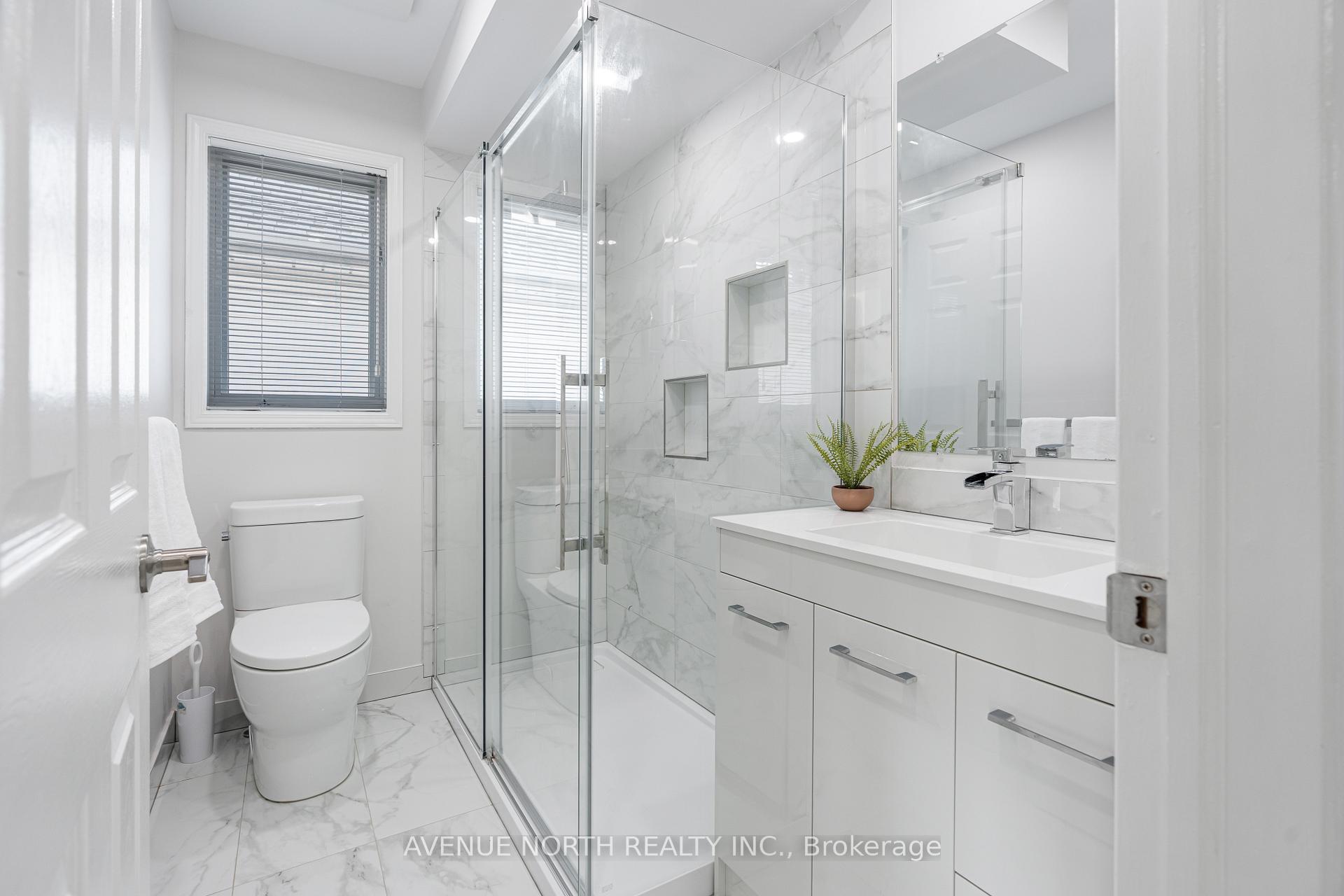 Photo 11 of 13 Halkirk Avenue, Ottawa, Kanata - Glencairn/Hazeldean — HOMEH