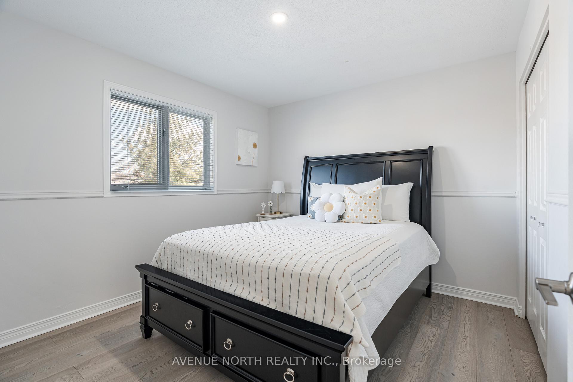 Photo 12 of 13 Halkirk Avenue, Ottawa, Kanata - Glencairn/Hazeldean — HOMEH