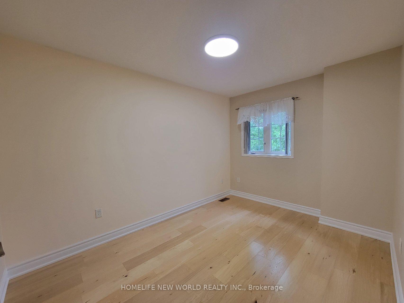 Photo 3 of Unit 2nd Flr, 497 Bur Oak Avenue, Markham, Berczy — HOMEH