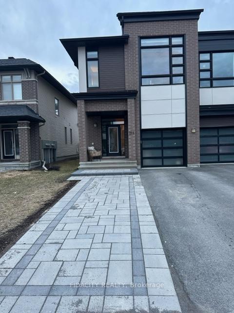Photo 2 of 211 Lift Lane, Ottawa, Kanata - Emerald Meadows/Trailwest — HOMEH