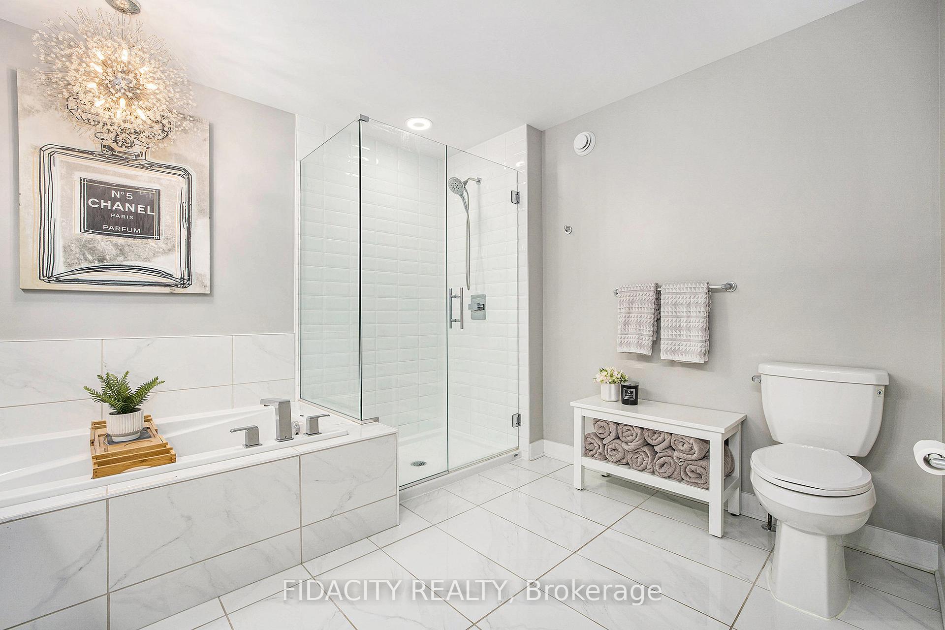 Photo 19 of 211 Lift Lane, Ottawa, Kanata - Emerald Meadows/Trailwest — HOMEH