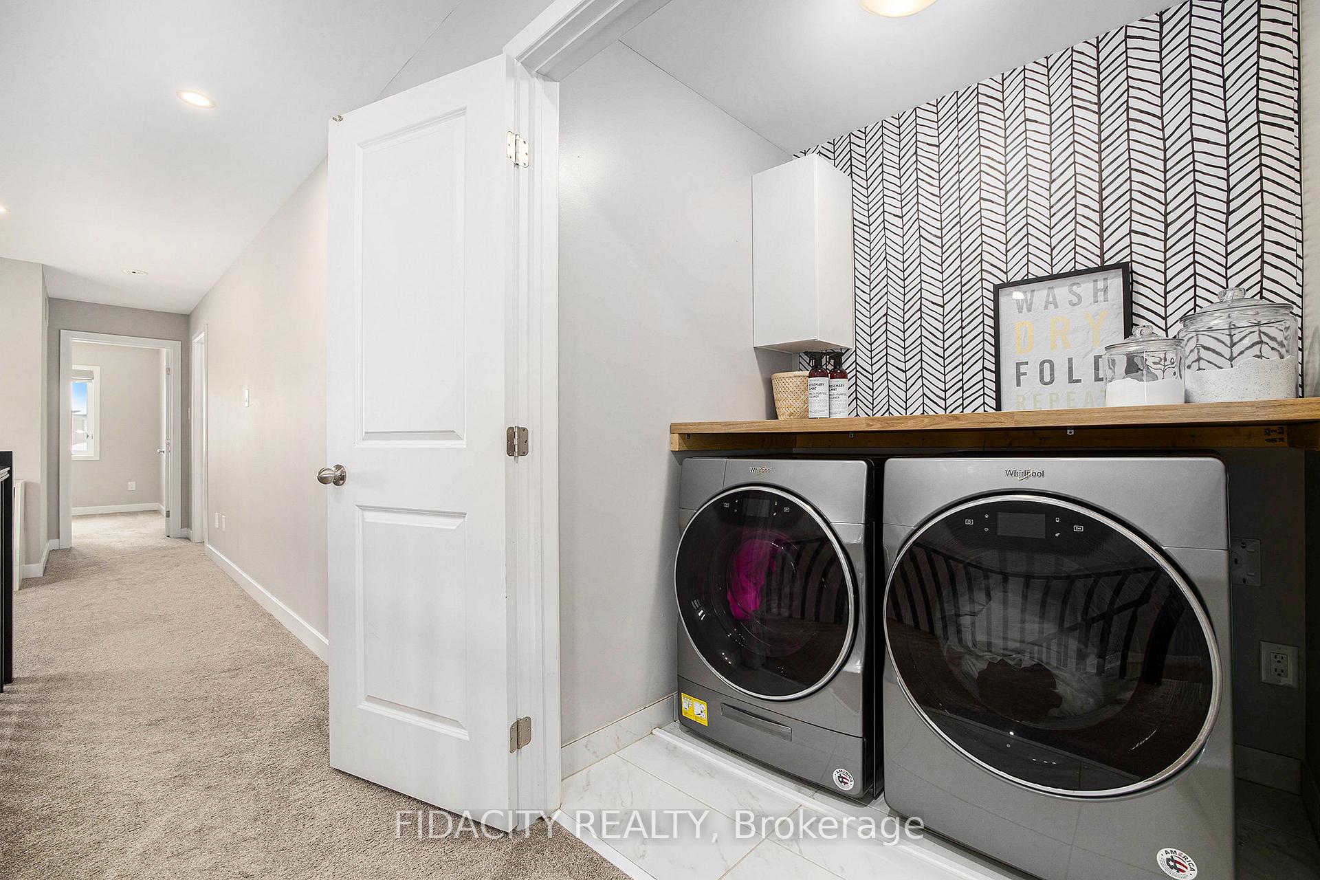 Photo 20 of 211 Lift Lane, Ottawa, Kanata - Emerald Meadows/Trailwest — HOMEH