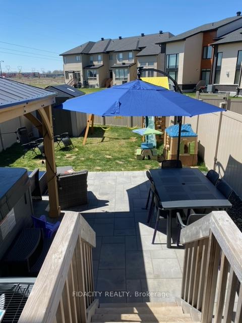 Photo 31 of 211 Lift Lane, Ottawa, Kanata - Emerald Meadows/Trailwest — HOMEH