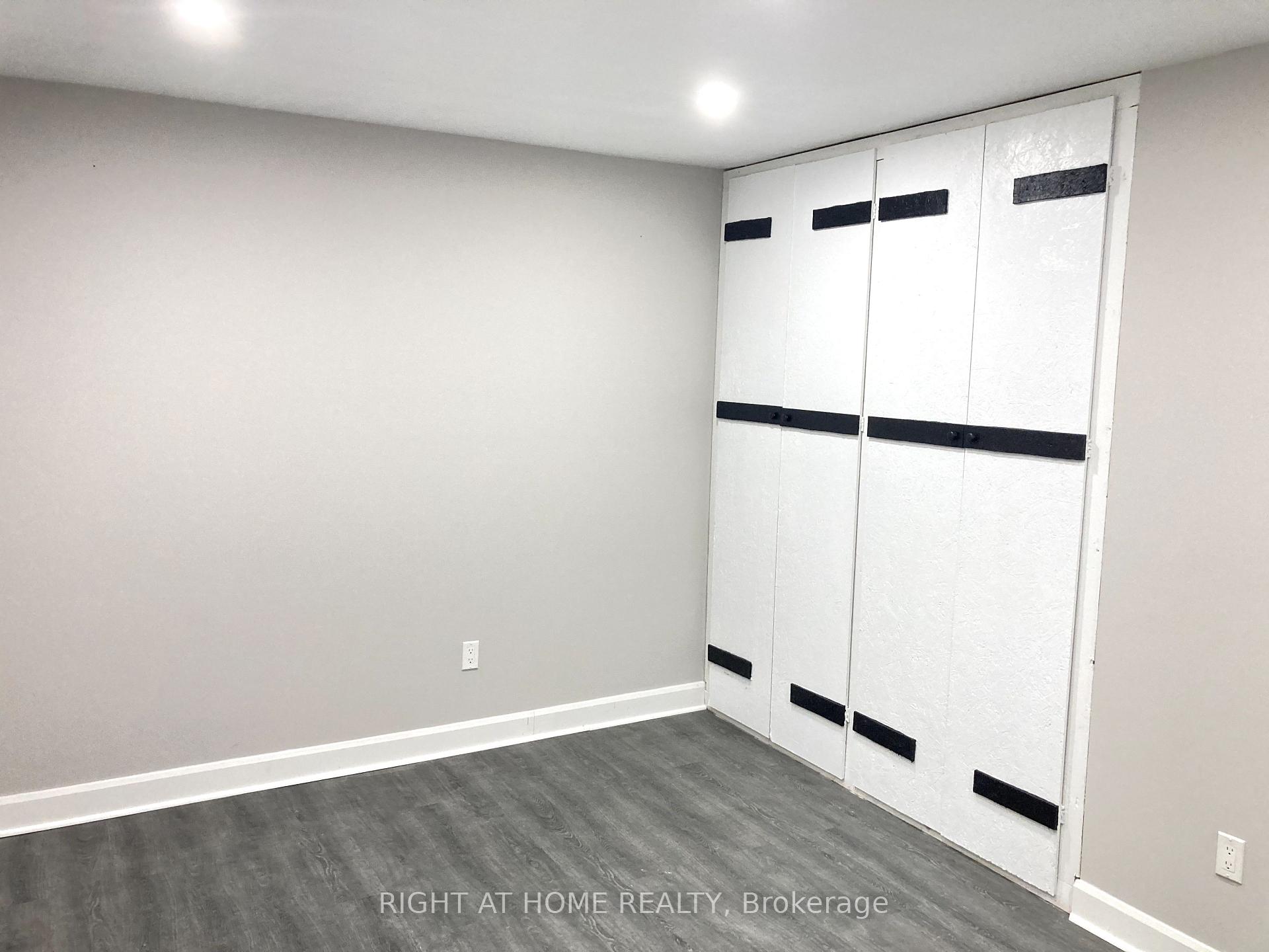 Photo 10 of Unit Upper, 8 Regency Street, Hamilton, Lisgar — HOMEH