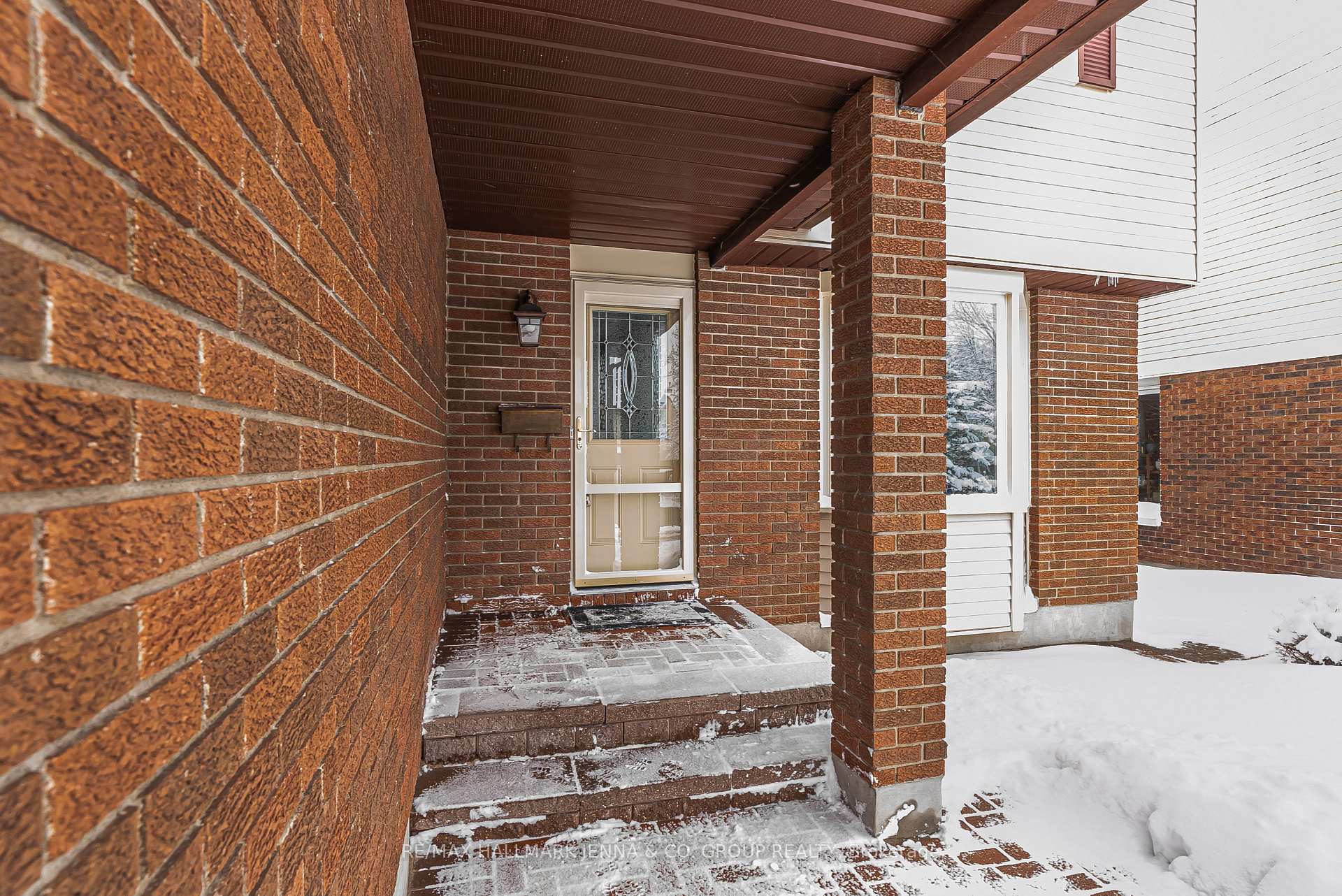 Photo 2 of 11 Bernier Terrace, Ottawa, Kanata - Katimavik — HOMEH
