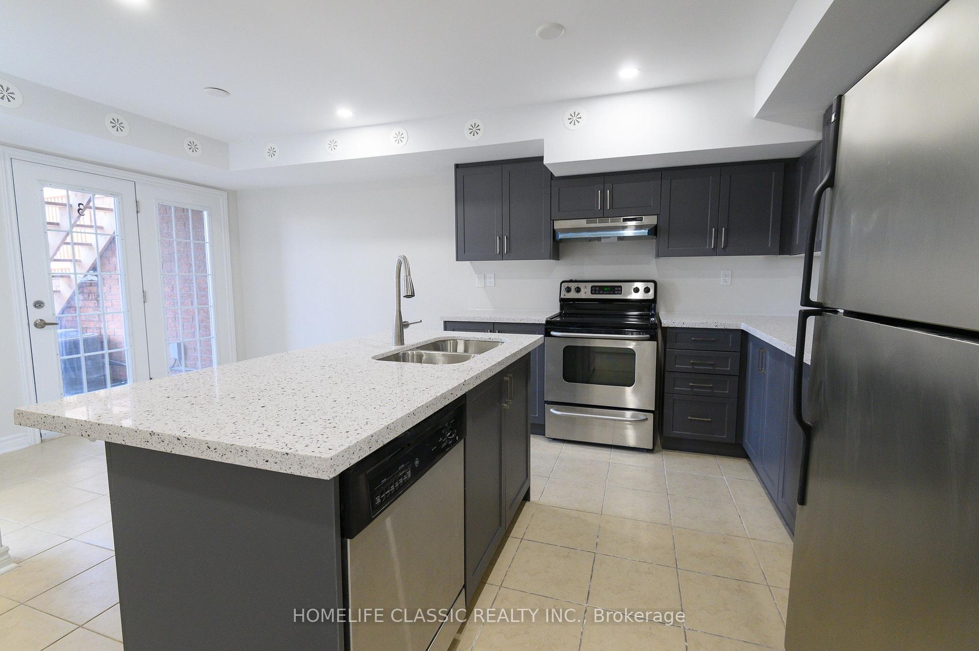 Photo 6 of Unit Unit #3 (2nd floor), 2915 Bur Oak Avenue, Markham, Cornell — HOMEH