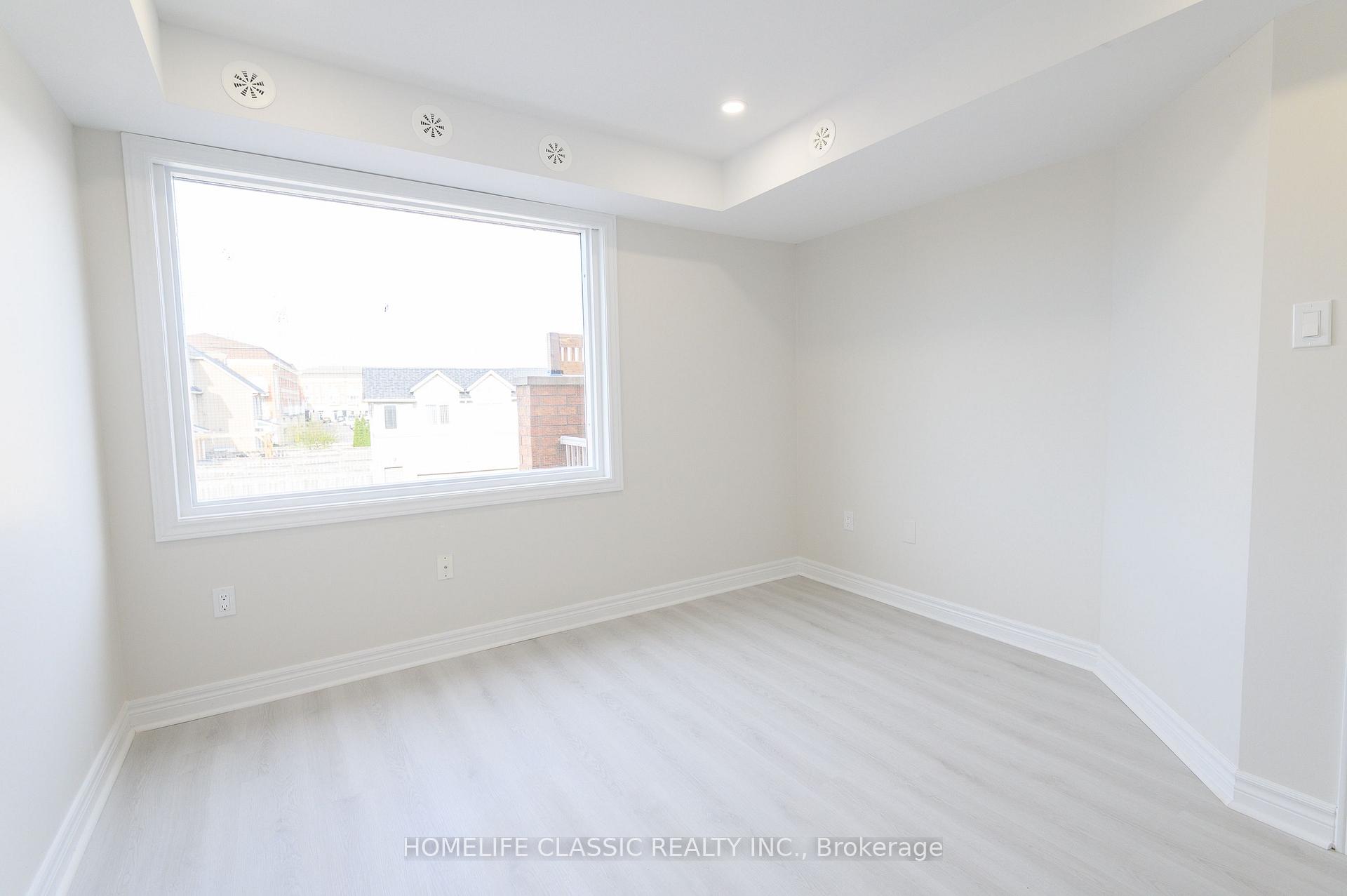 Photo 8 of Unit Unit #3 (2nd floor), 2915 Bur Oak Avenue, Markham, Cornell — HOMEH