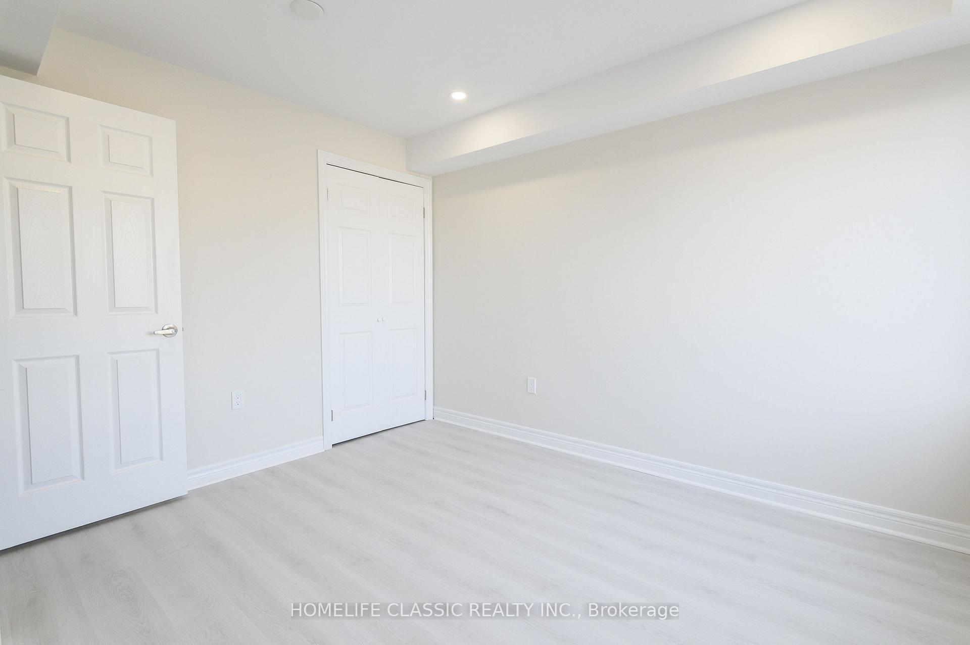 Photo 10 of Unit Unit #3 (2nd floor), 2915 Bur Oak Avenue, Markham, Cornell — HOMEH