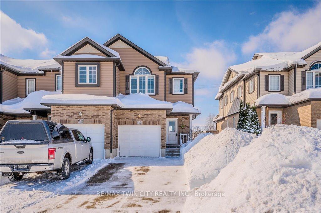 Photo 1 of 238 Countrystone Crescent, Kitchener — HOMEH