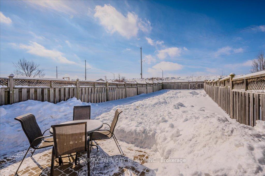 Photo 29 of 238 Countrystone Crescent, Kitchener — HOMEH