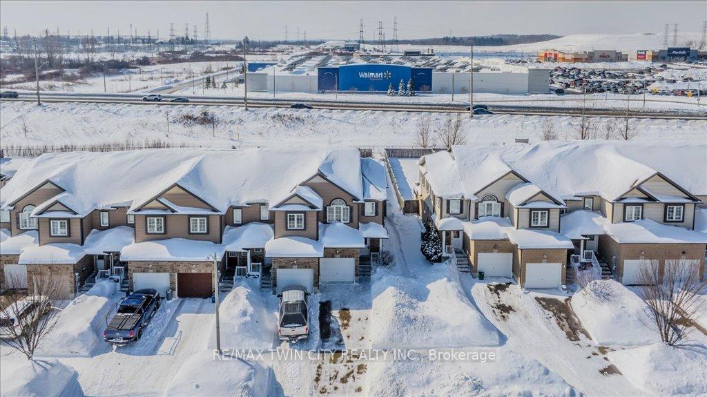 Photo 34 of 238 Countrystone Crescent, Kitchener — HOMEH