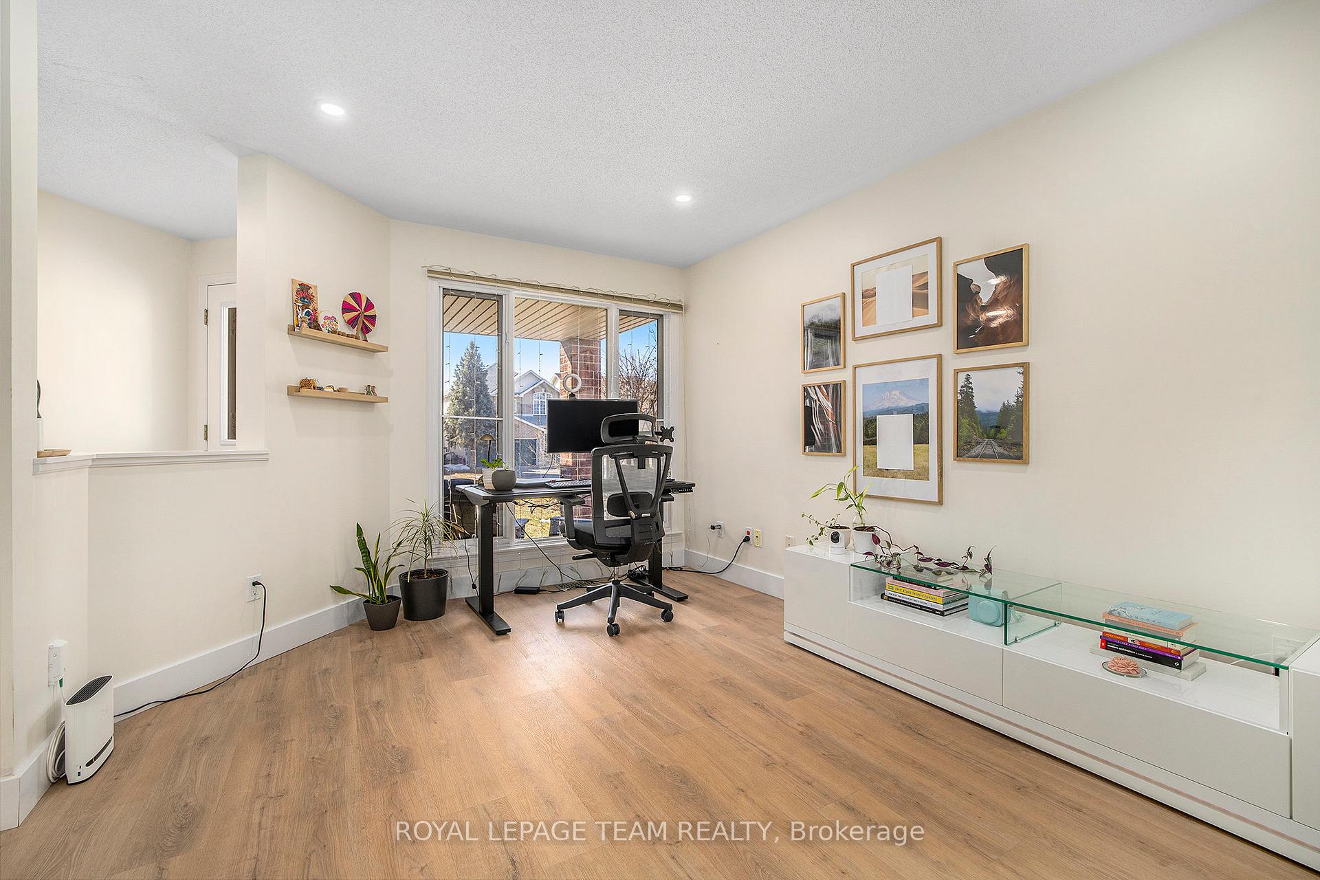 Photo 6 of 24 Rivergreen Crescent, Ottawa, Kanata - Bridlewood — HOMEH