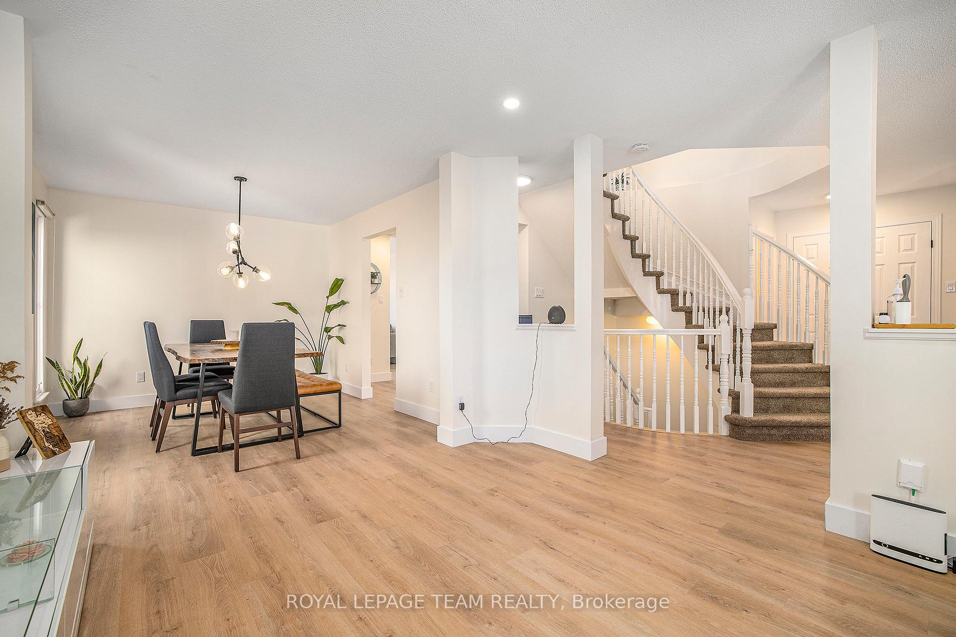 Photo 7 of 24 Rivergreen Crescent, Ottawa, Kanata - Bridlewood — HOMEH