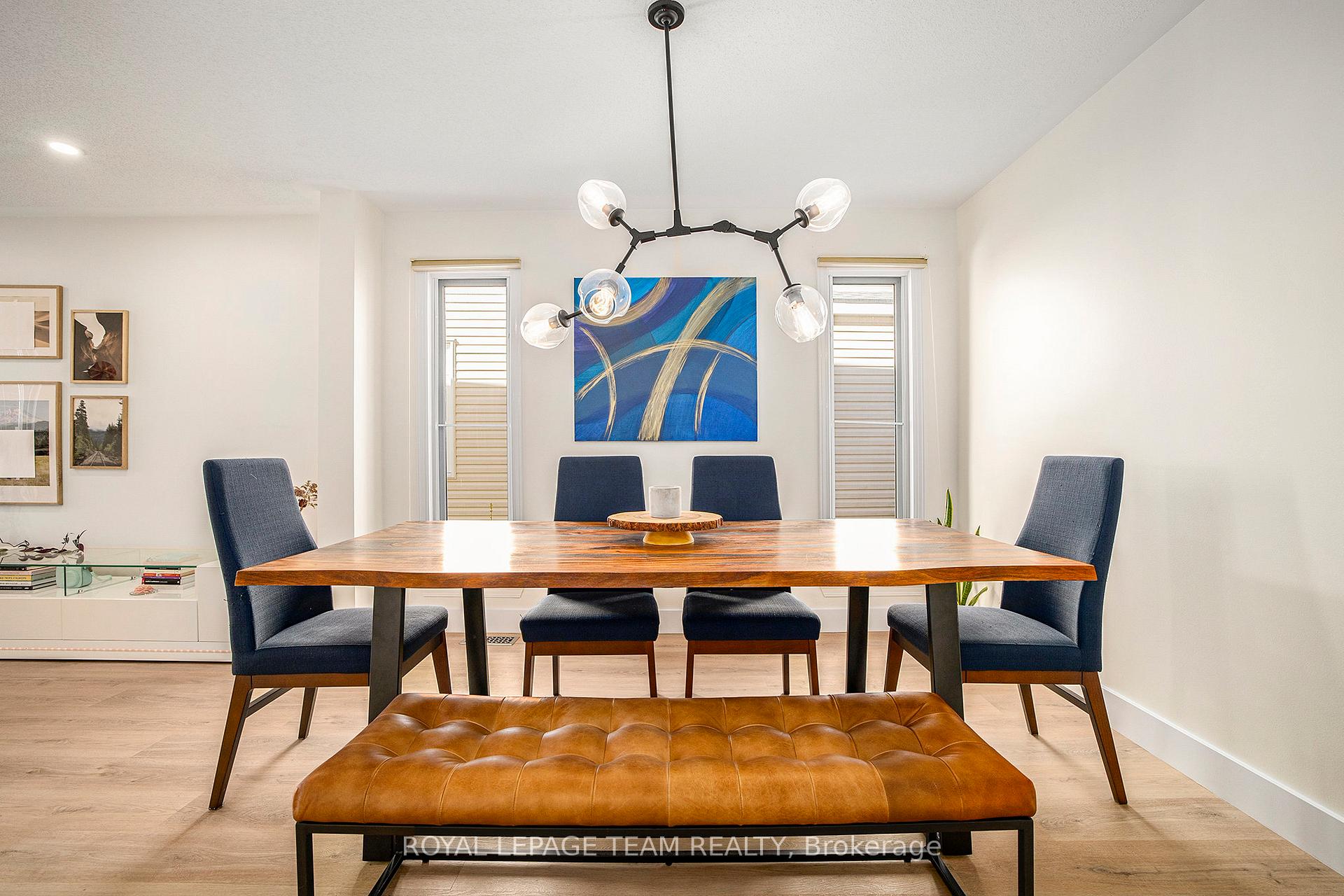Photo 9 of 24 Rivergreen Crescent, Ottawa, Kanata - Bridlewood — HOMEH