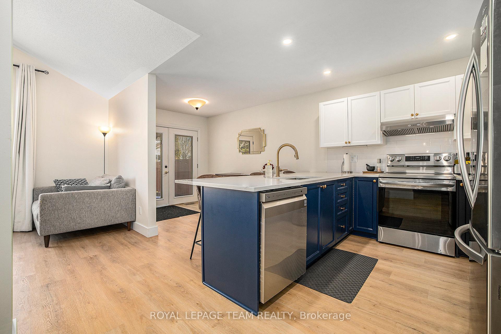 Photo 15 of 24 Rivergreen Crescent, Ottawa, Kanata - Bridlewood — HOMEH