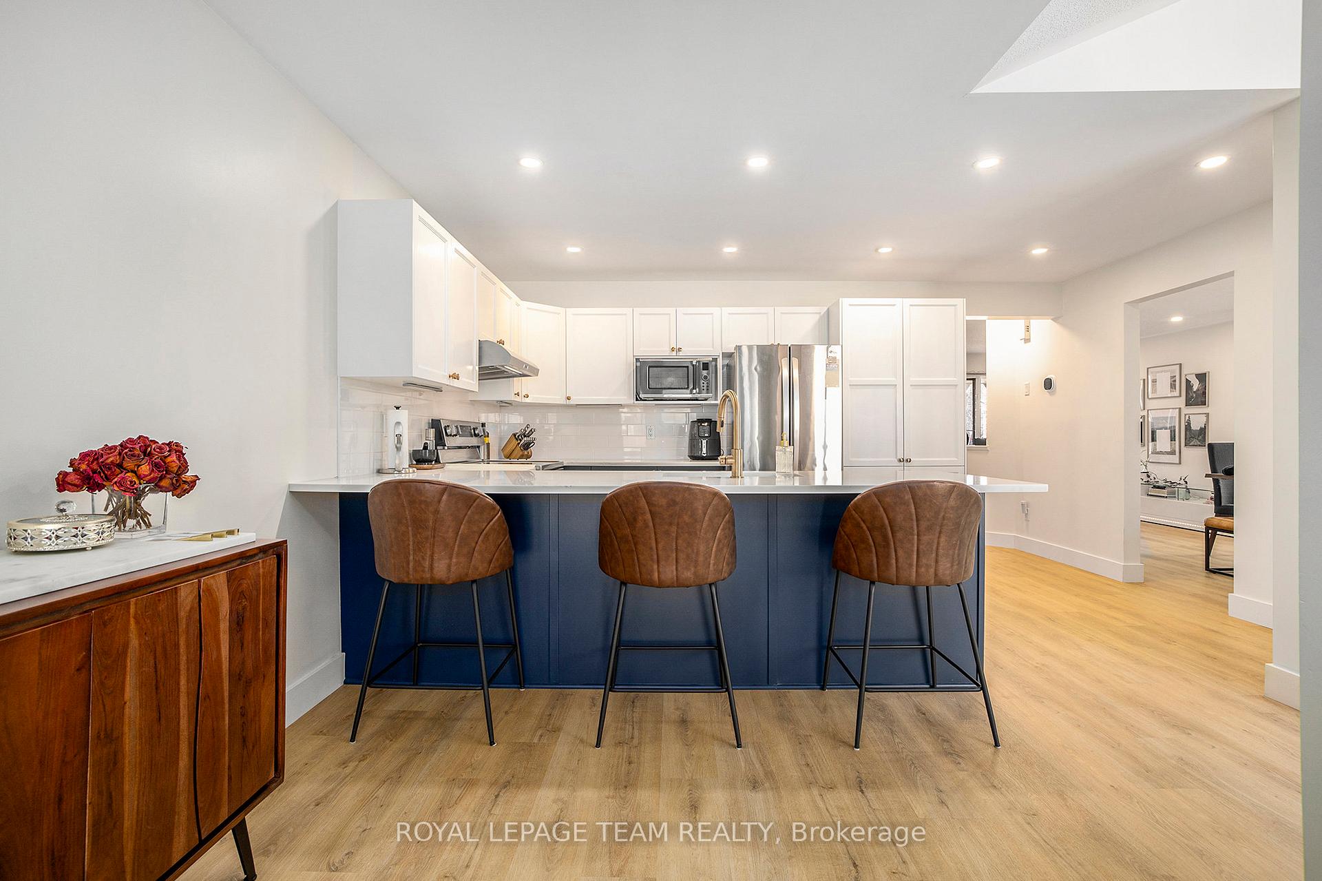 Photo 16 of 24 Rivergreen Crescent, Ottawa, Kanata - Bridlewood — HOMEH