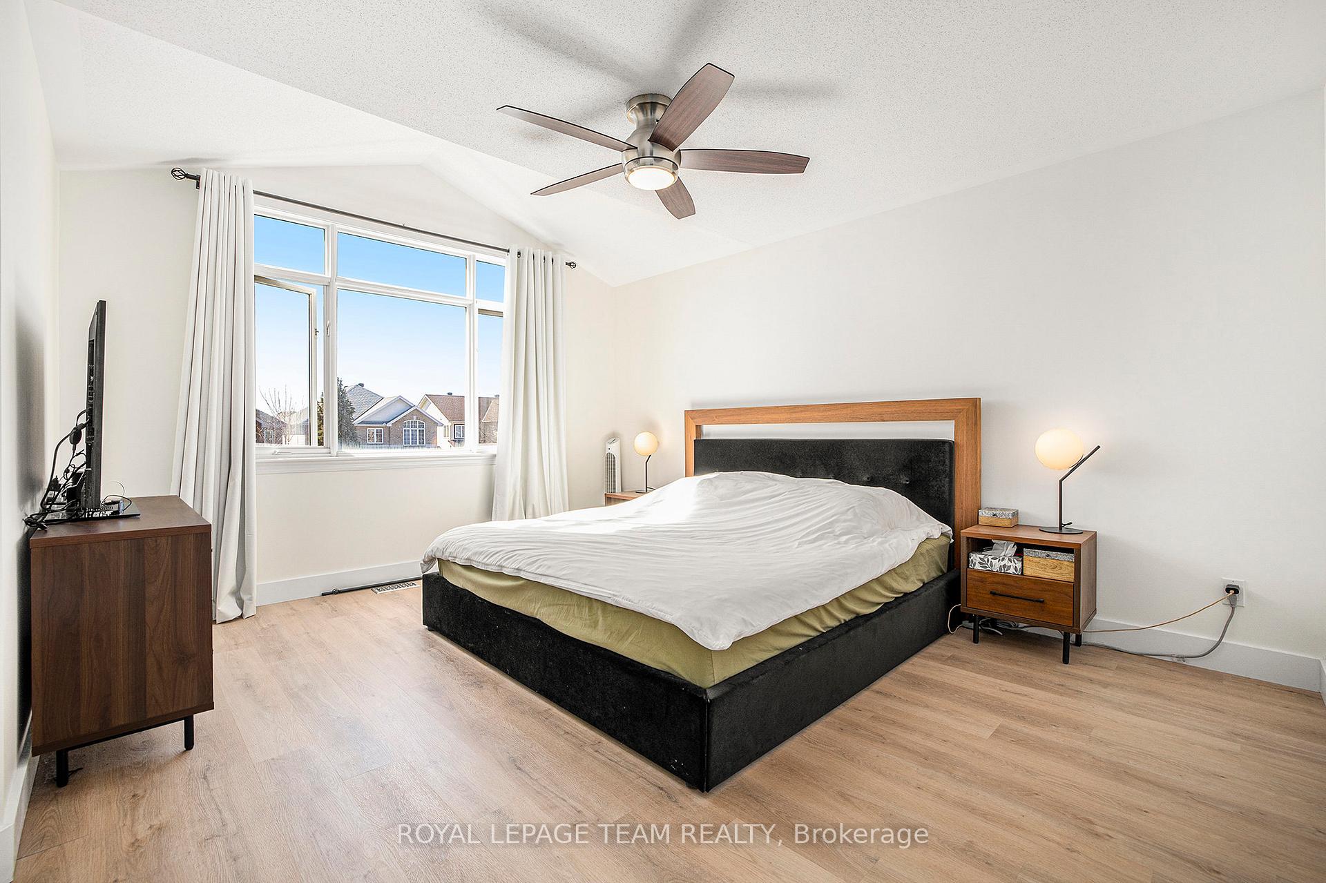 Photo 22 of 24 Rivergreen Crescent, Ottawa, Kanata - Bridlewood — HOMEH