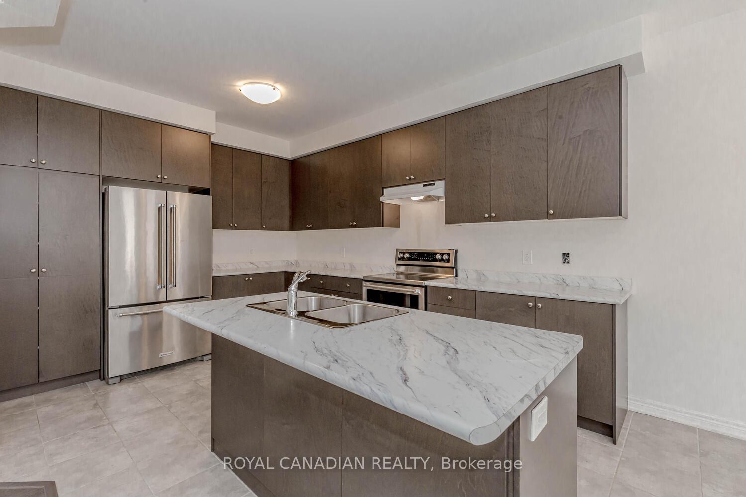 Photo 13 of 1467 Pratt Heights, Milton, Ford — HOMEH