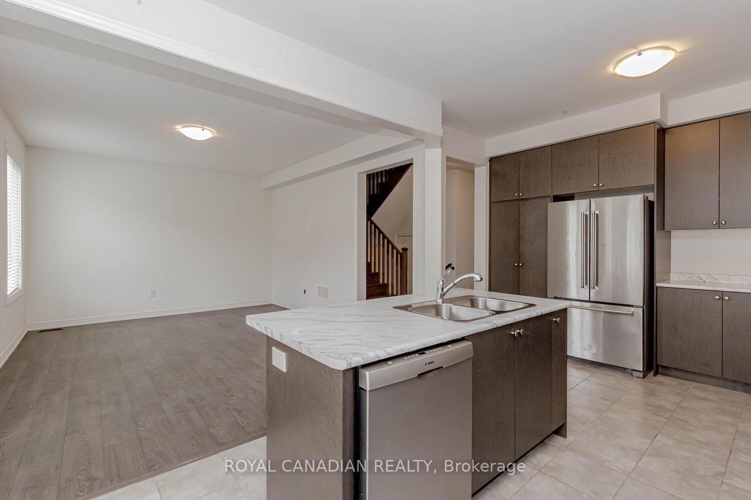 Photo 17 of 1467 Pratt Heights, Milton, Ford — HOMEH