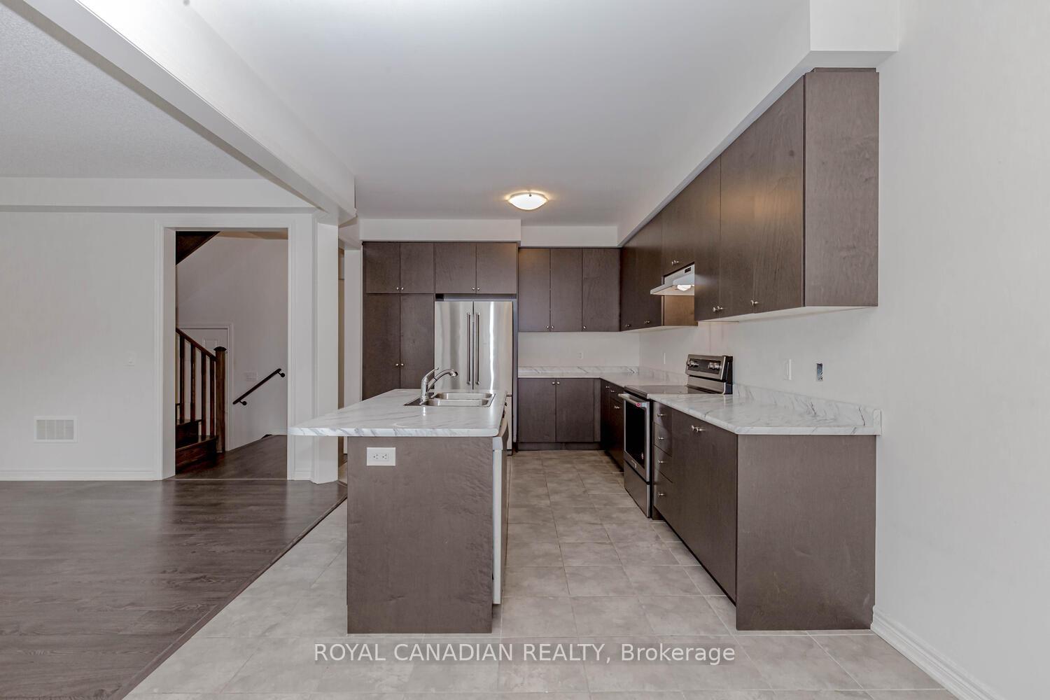 Photo 18 of 1467 Pratt Heights, Milton, Ford — HOMEH