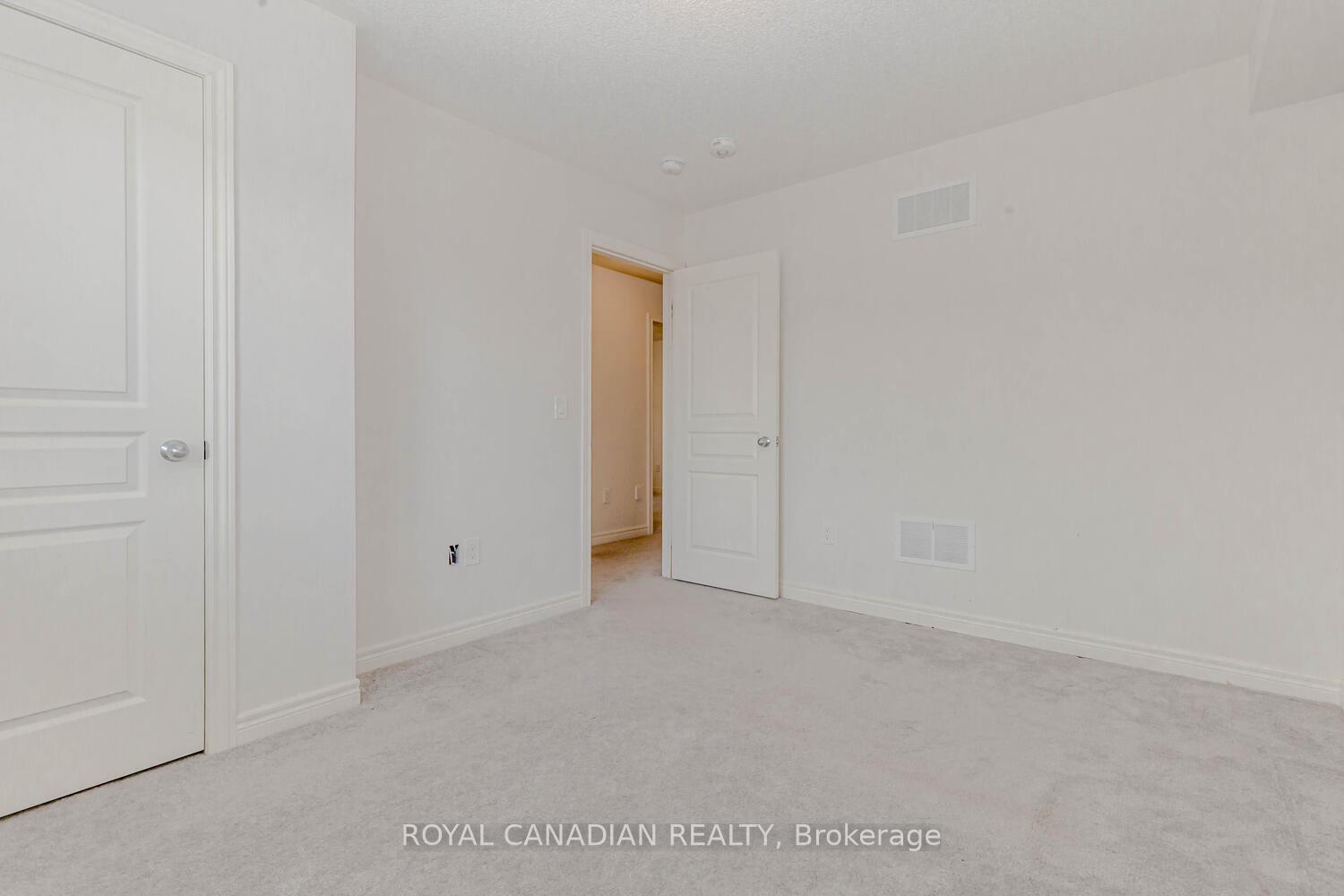 Photo 31 of 1467 Pratt Heights, Milton, Ford — HOMEH
