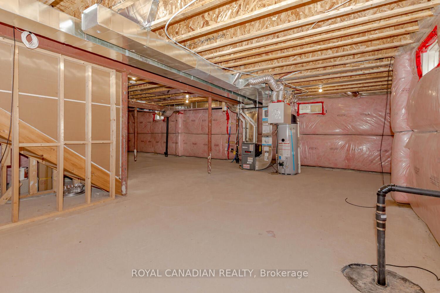 Photo 36 of 1467 Pratt Heights, Milton, Ford — HOMEH